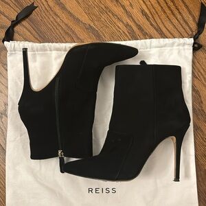 Reiss thin heeled black booties | EU39 US8.5